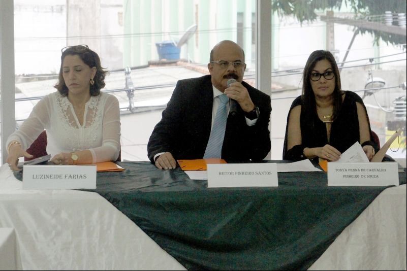 notícia: Reunião discute regionalização de serviços socioassistenciais