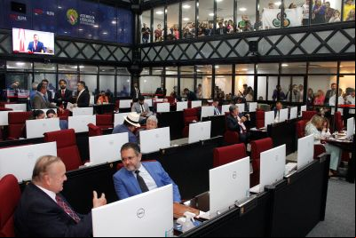 notícia: Alepa aprova projeto de lei do PCCR dos servidores do Detran